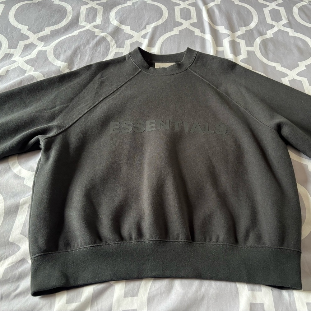 Fear of God Essentials Women’s Black Crewneck Sweatshirt